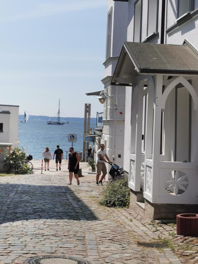 Homelig Altstadt Ferienwohnung Sassnitz 3 Exterior foto